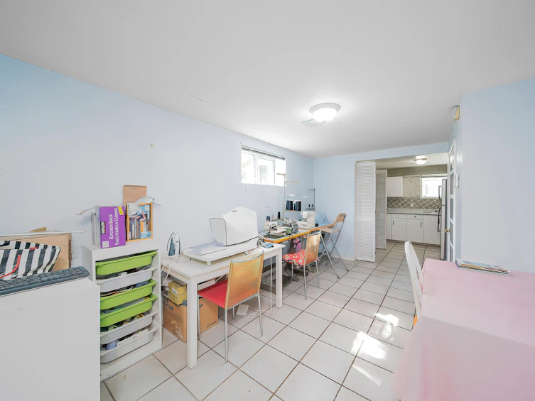 5130 Buxton Street, Burnaby, BC, V5H 1J8 - 16
