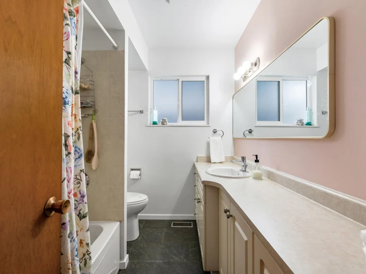 3050 E 21st Avenue, Vancouver, BC, V5M 2W7 - 15