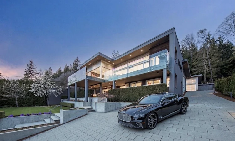 3305 Westmount Road