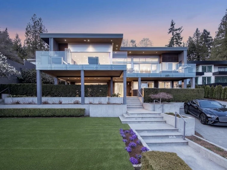 3305 Westmount Road, West Vancouver, BC, V7V 3G5 - 2