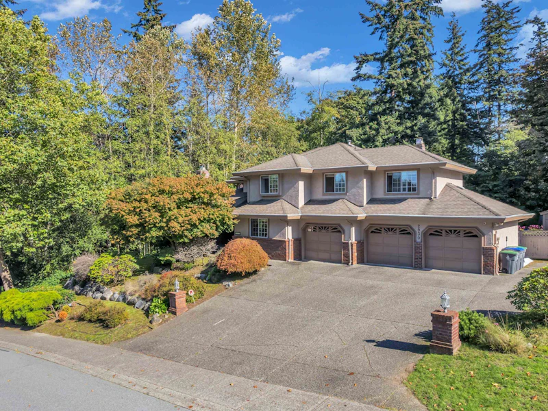 2930 145a Street, Surrey BC V4P 1P7