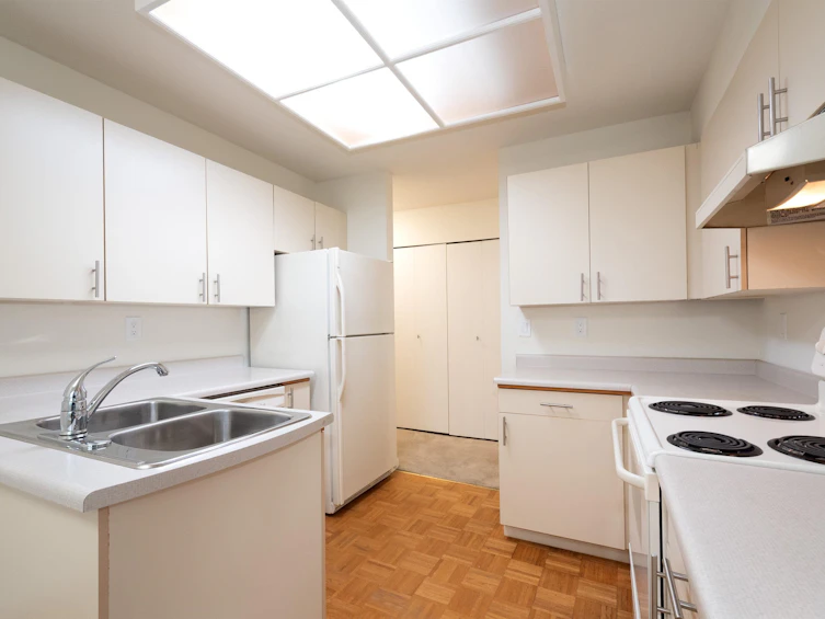 203-7600 Francis Road, Richmond, BC, V6Y 1A2 - 4