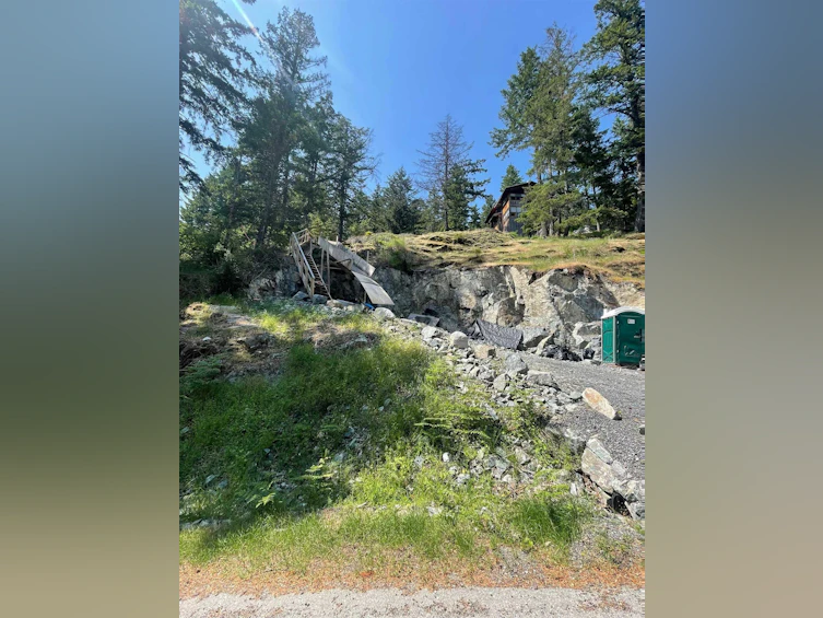 1178 Miller Road, Bowen Island, BC, V0N 1G1 - 4