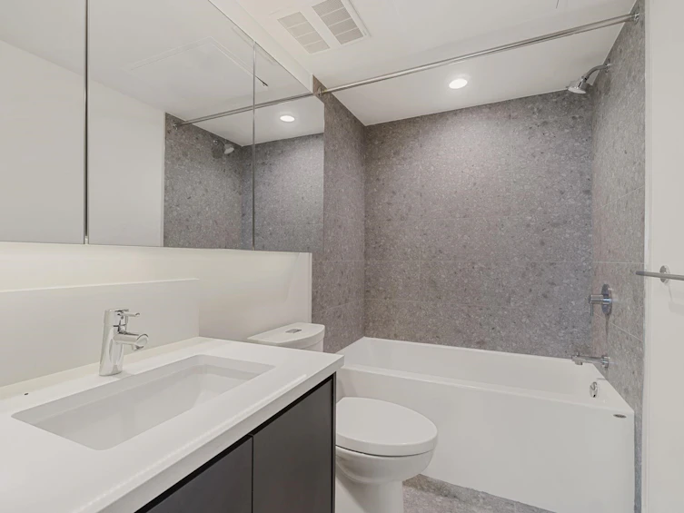 2302-10750 135a Street, Surrey, BC, V3T 0V4 - 17