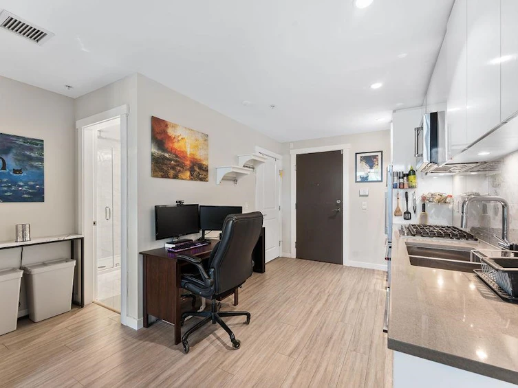 3-2651 Library Lane, North Vancouver, BC, V7J 0C1 - 6
