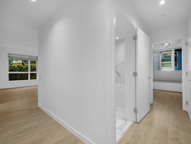 109-6677 Cambie Street, Vancouver, BC, V6P 0E6 - 14