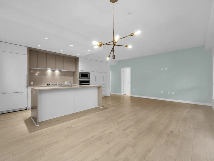 109-6677 Cambie Street, Vancouver, BC, V6P 0E6 - 8