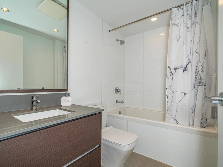 4010-4670 Assembly Way, Burnaby, BC, V5H 0H3 - 27
