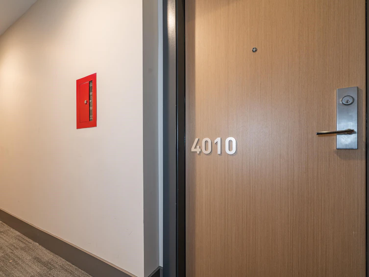 4010-4670 Assembly Way, Burnaby, BC, V5H 0H3 - 31