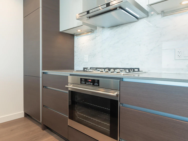 4010-4670 Assembly Way, Burnaby, BC, V5H 0H3 - 11