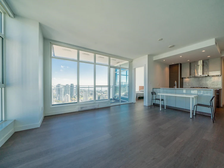 4010-4670 Assembly Way, Burnaby, BC, V5H 0H3 - 3