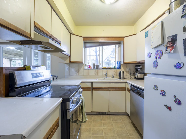 9291 Ryan Crescent, Richmond, BC, V7A 2H1 - 11