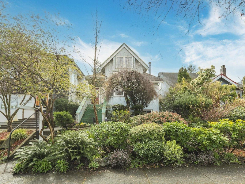 4508 W 12th Avenue, Vancouver BC V6R 2R5