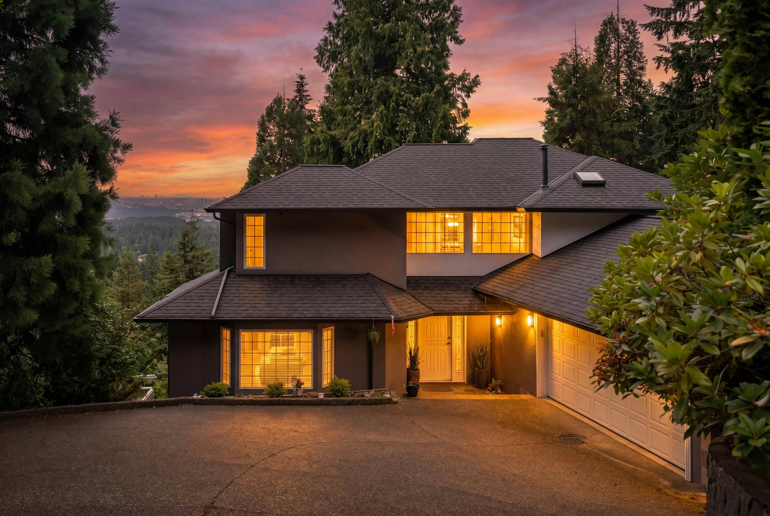 1241 Coleman Street, North Vancouver, BC, V7K 3C2
