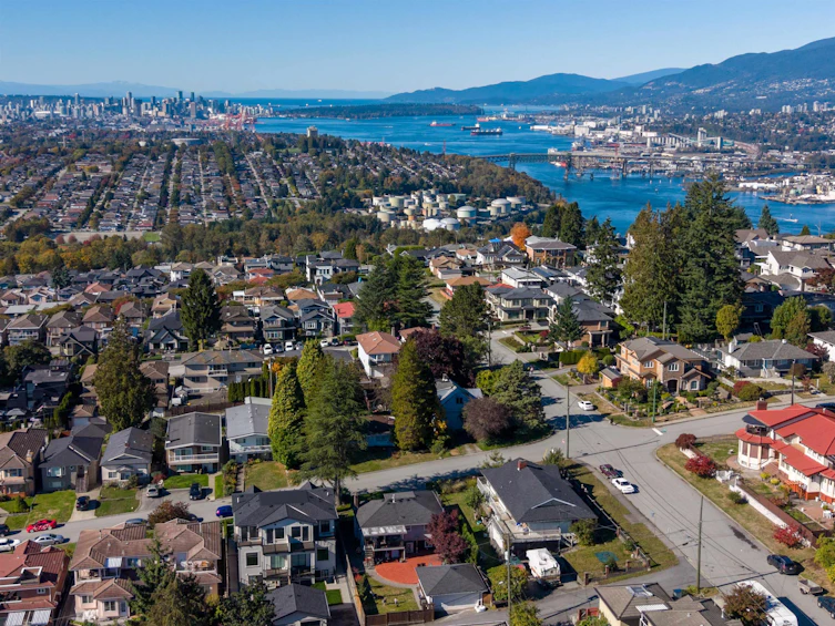 123 N Grosvenor Avenue, Burnaby, BC, V5B 1J1 - 7
