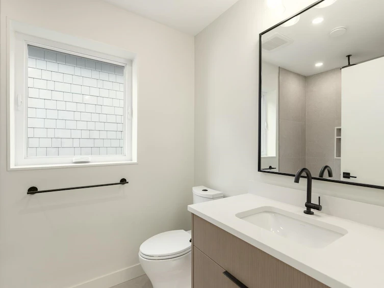 5407 Wales Street, Vancouver, BC, V5R 3M9 - 11