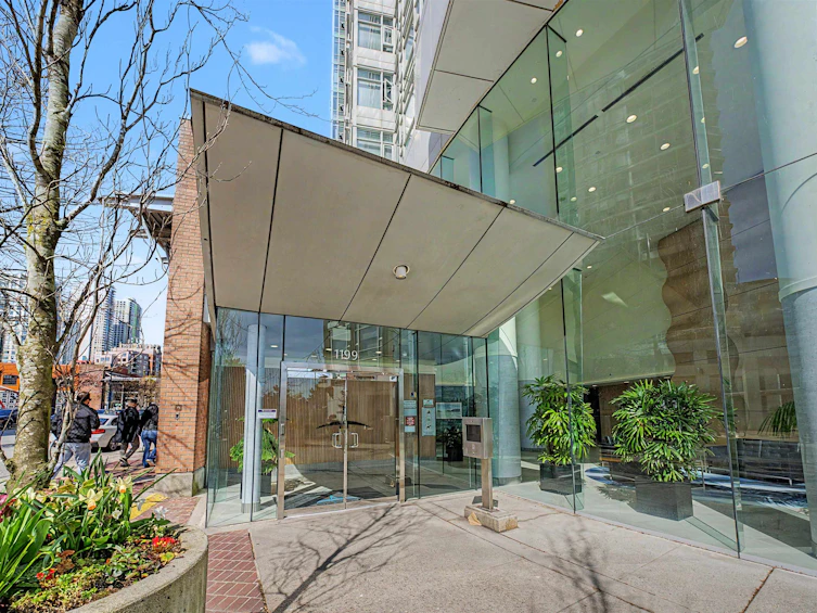 TH A-1199 Marinaside Crescent, Vancouver, BC, V6Z 2Y2 - 40
