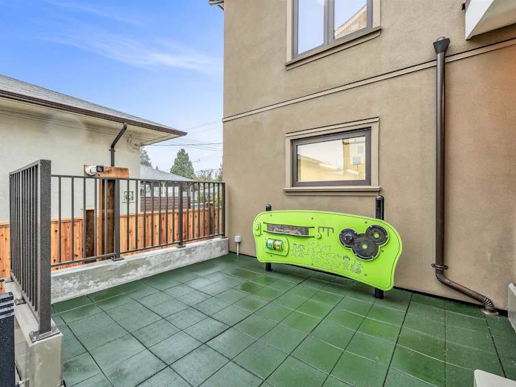 1016 W 52nd Avenue, Vancouver, BC, V6P 1H5 - 31