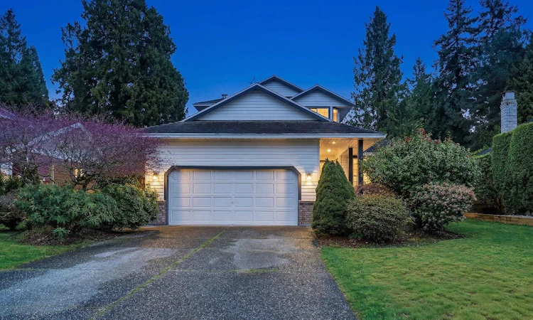 12316 Southpark Crescent