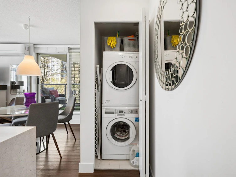 310-939 Expo Boulevard, Vancouver, BC, V6Z 3G7 - 18