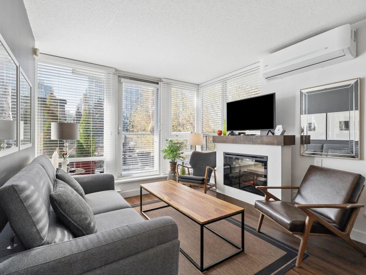 310-939 Expo Boulevard, Vancouver, BC, V6Z 3G7 - 10