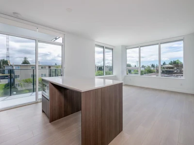 204-6537 Telford Avenue - 4