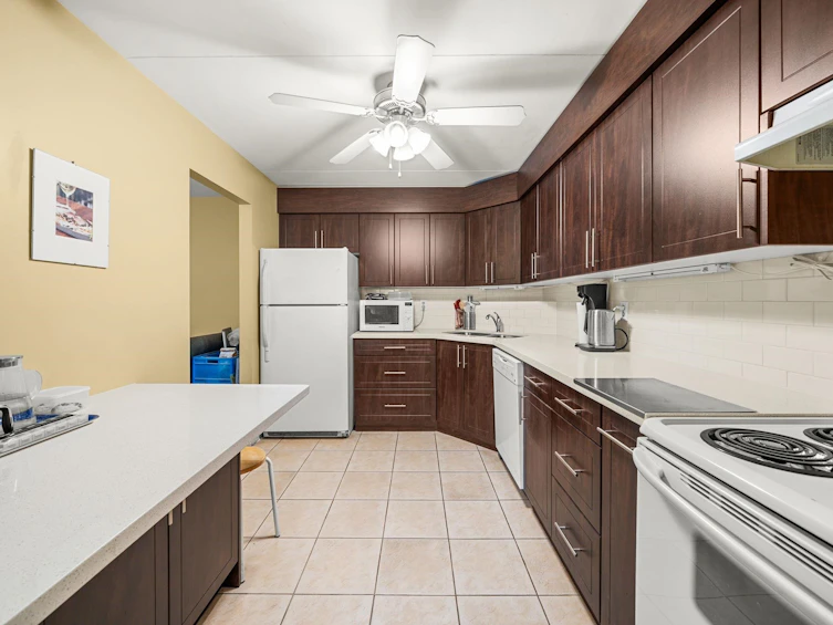 802-6651 Minoru Boulevard, Richmond, BC, V6Y 1Z2 - 6