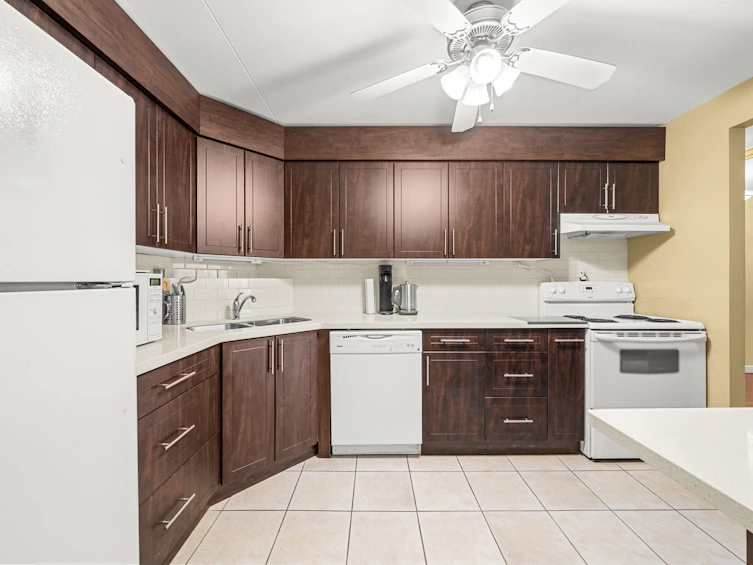 802-6651 Minoru Boulevard, Richmond, BC, V6Y 1Z2 - 5