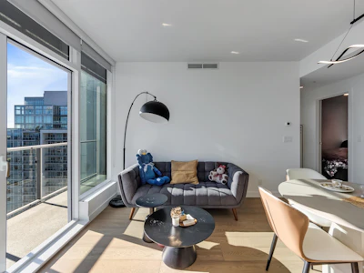 4709-6000 Mckay Avenue - 3
