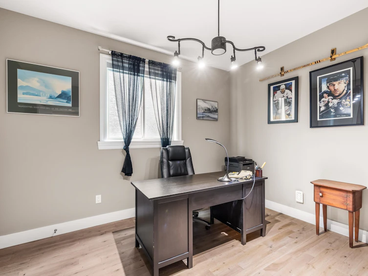 14738 Mcdonald Avenue, Surrey, BC, V4B 2C8 - 27
