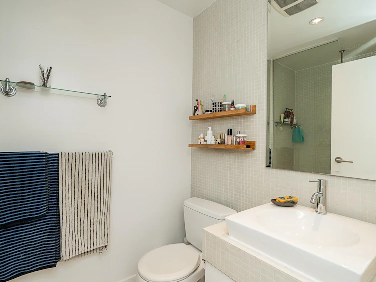 303-2828 Main Street, Vancouver, BC, V5T 3G2 - 18