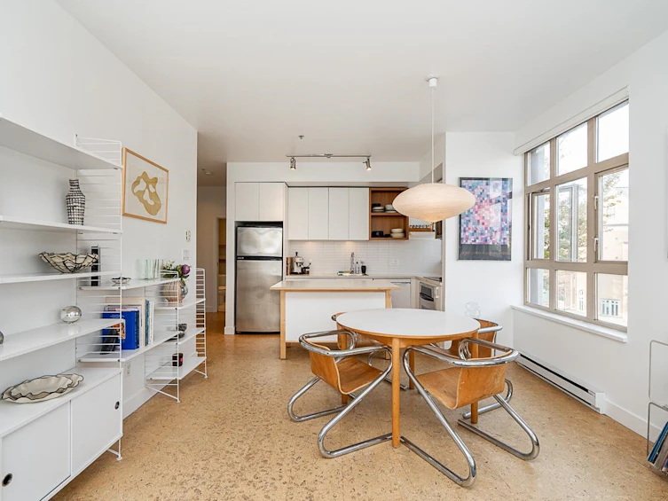 303-2828 Main Street, Vancouver, BC, V5T 3G2 - 9