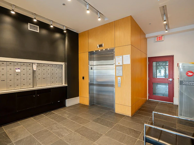 303-2828 Main Street, Vancouver, BC, V5T 3G2 - 28