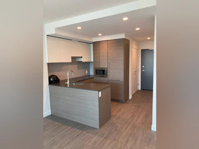511-13615 Fraser Highway - 3
