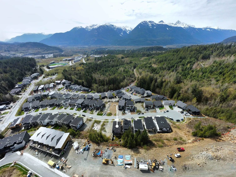 24-3385 Mamquam Road, Squamish, BC, V8B 0E3 - 35