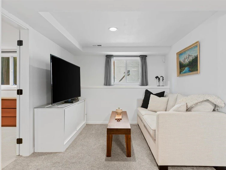 2755 W 42nd Avenue, Vancouver, BC, V6N 3G4 - 26
