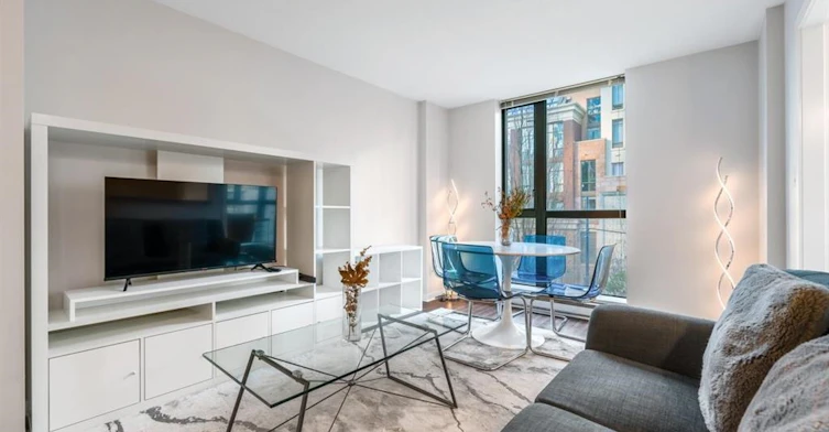 311-1295 Richards Street, Vancouver, BC, V6B 1B7 - 2