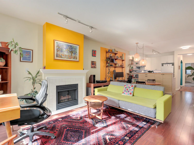 6 - 221 Ash Street, New Westminster BC V3M 3M5