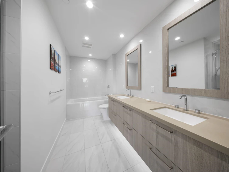 110-707 E 3rd Street, North Vancouver, BC, V7L 1G8 - 14