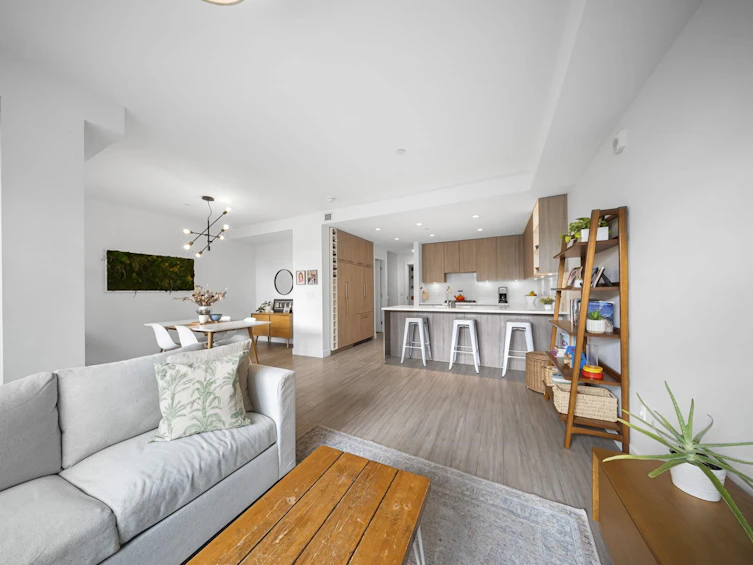 110-707 E 3rd Street, North Vancouver, BC, V7L 1G8 - 5