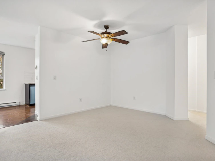 206-700 Klahanie Drive, Port Moody, BC, V3H 5L3 - 8