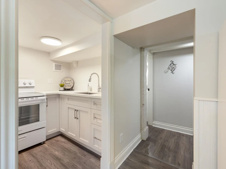234 Eighth Avenue, New Westminster, BC, V3L 1Y2 - 24