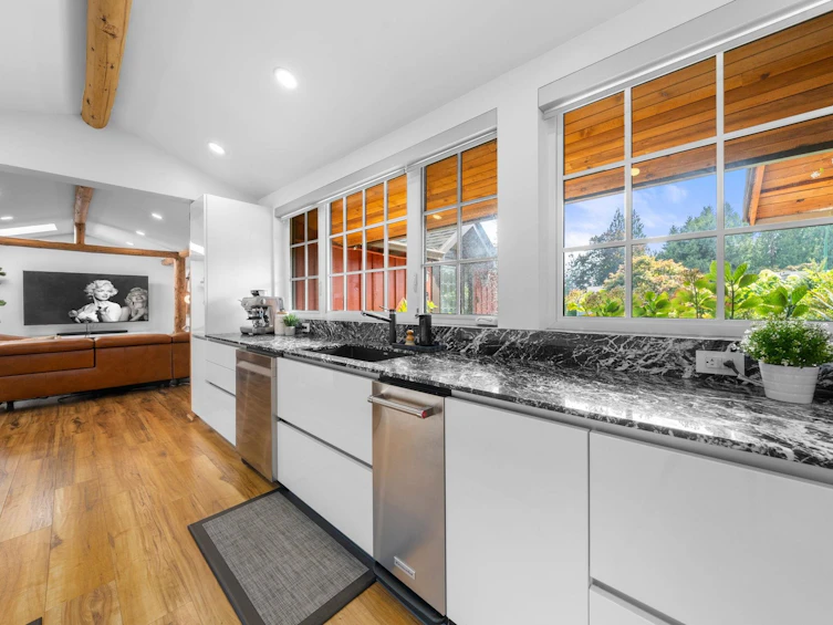 2540 Boswell Avenue, North Vancouver, BC, V7H 1L7 - 12