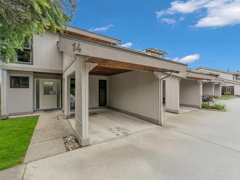 14 - 5600 Ladner Trunk Road, Delta BC V4K 1X4