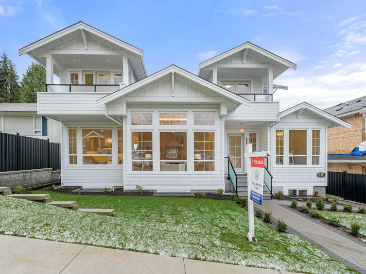 361 E 22nd Street, North Vancouver, BC, V7L 3C8