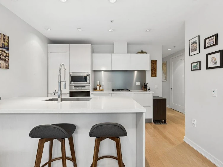 403-181 W 1st Avenue, Vancouver, BC, V5Y 0E3 - 5