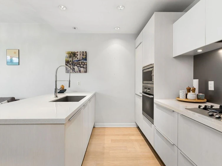 403-181 W 1st Avenue, Vancouver, BC, V5Y 0E3 - 6