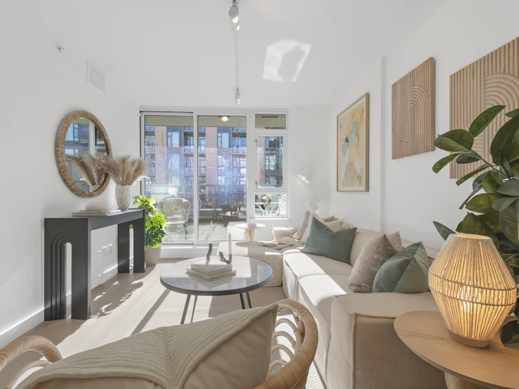 374-2080 W Broadway, Vancouver, BC, V6J 0C7 - 20