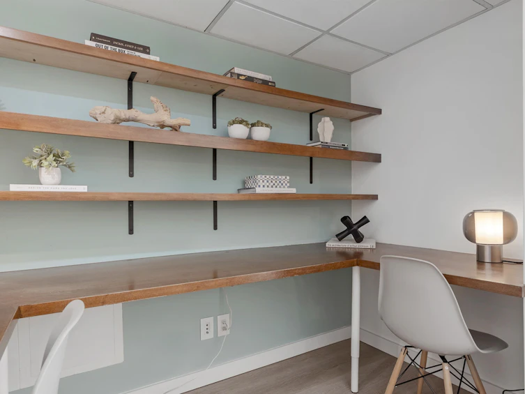 374-2080 W Broadway, Vancouver, BC, V6J 0C7 - 18
