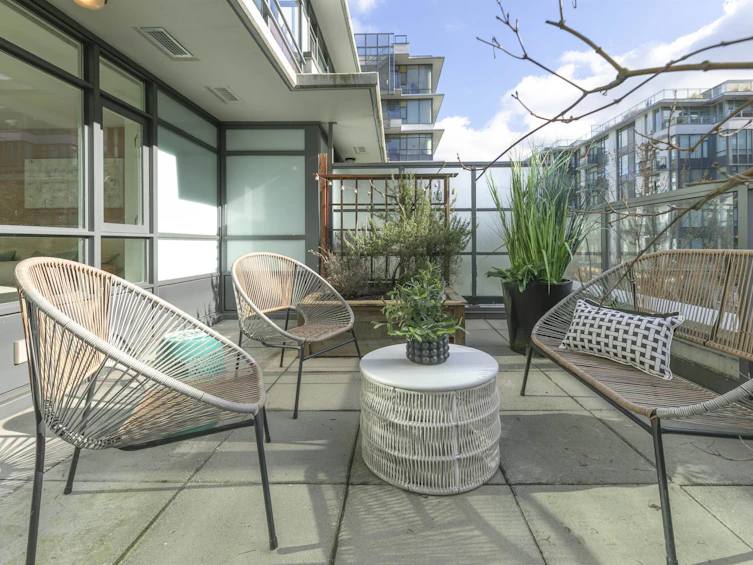374-2080 W Broadway, Vancouver, BC, V6J 0C7 - 30